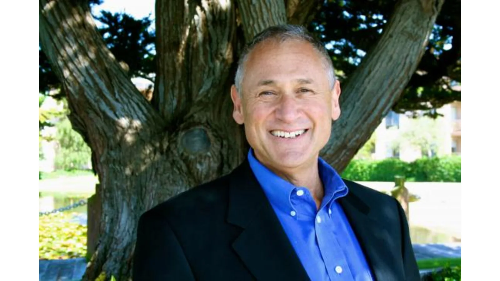Growing Sales Through Customer Service Excellence