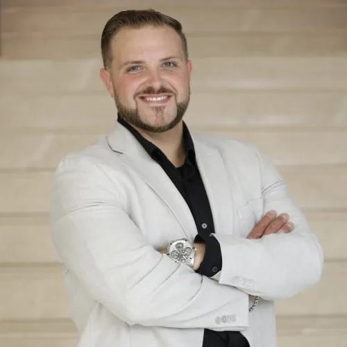 Cody Byrns — Motivational Speaker